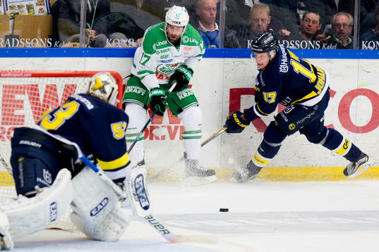 s Emil Johansson