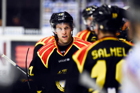 Brynäs Greg Scott jublar