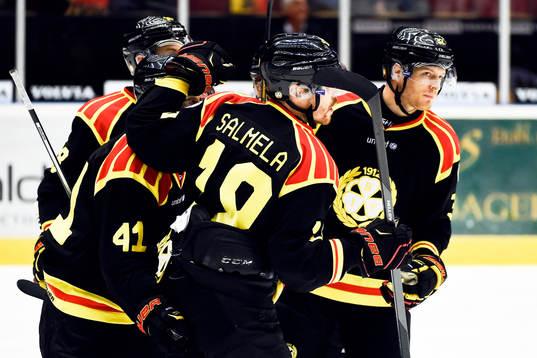 Brynäs Nick Johnson jublar