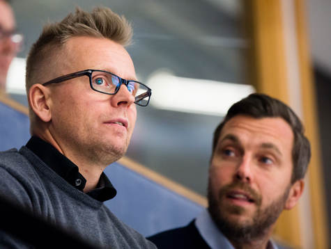 s assisterande sportchef Johan Davidsson och sportchef