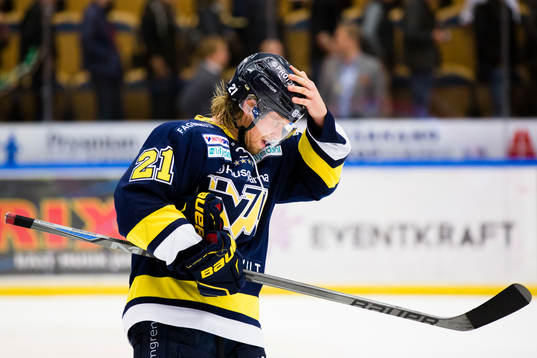 s Mattias Tedenby ser deppig ut