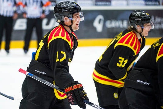 Brynäs Pathrik Westerholm jublar