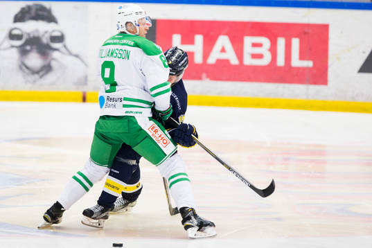 s Emil Johansson