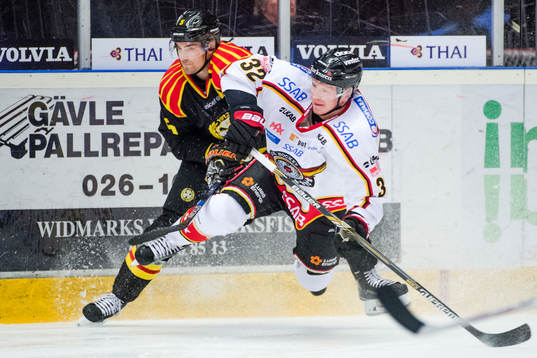 Brynäs Lukas Kilström och Luleås Lennart Petrell
