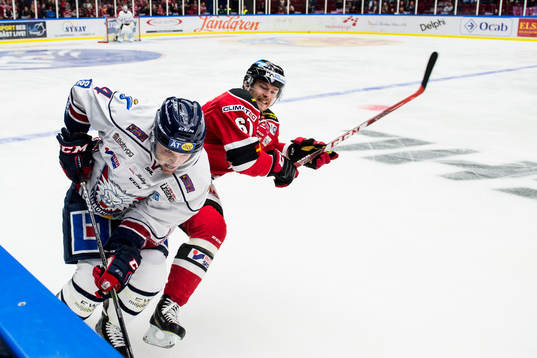 Linköpings Chad Billins och Malmö Redhawks Nicklas