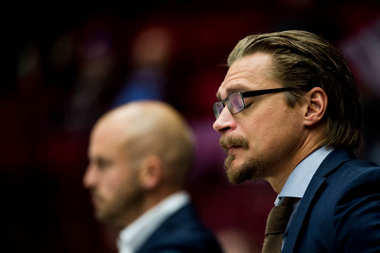 Malmö Redhawks tränare Björn Hellkvist deppar