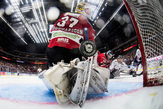 Linköpings Garret Roe gör 1-3 målet