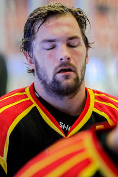 Brynäs Simon Bertilsson deppar