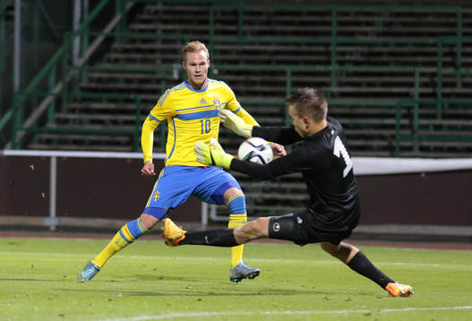 Sveriges Gustav Engvall, Estlands Magnus Karofeld