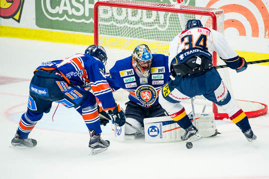 Daniel Brodin krockar med Växjös målvakt Cristopher