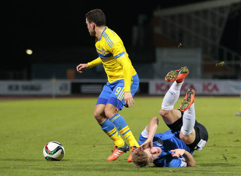 Sveriges Kerim Mrabti, Estlands Joseph Saliste