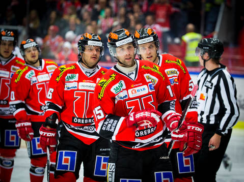 Örebros Henrik Löwdahl gör 1-1 jublar