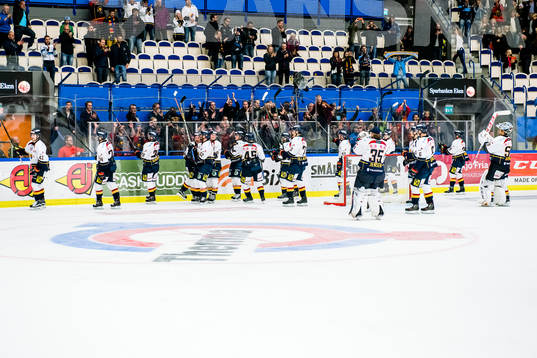 Djurgården jublar framför sina supportrar