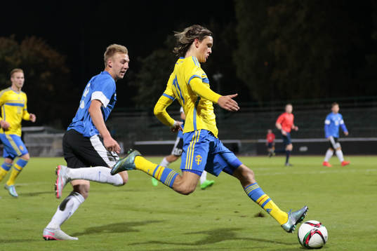 Sveriges Kristoffer Olsson, Estlands Magnus Karofeld