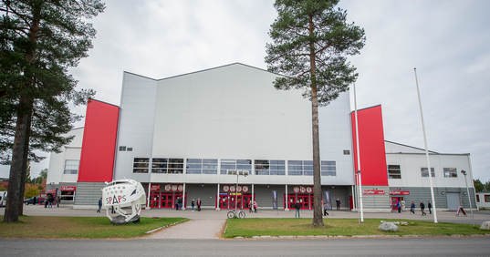 Timrå isstadion exteriör innan ishockeymatchen i