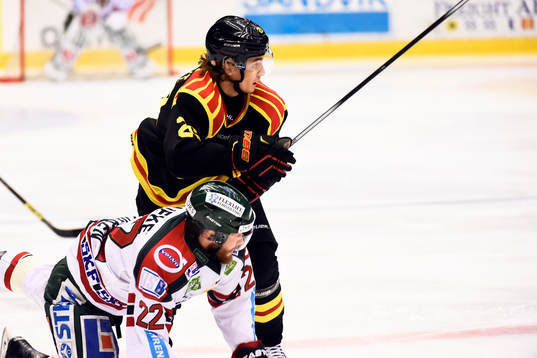 Frölundas Robin Figren och Brynäs Adam Brodecki