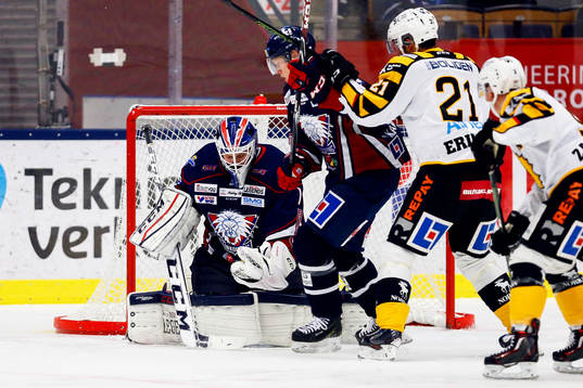 Målchans för Skellefteå i powerplay