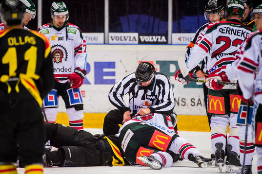 Bråk mellan Brynäs Pathrik Westerholm och Frölundas