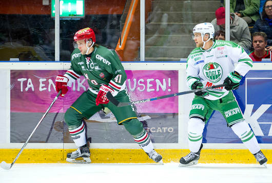Modos Oscar Hedman och Rögles Sebastian Wännström