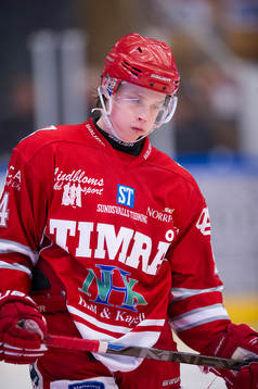 Timrås Jonathan Dahlen deppar