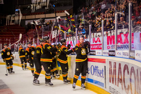 Brynäs Greg Scott jublar