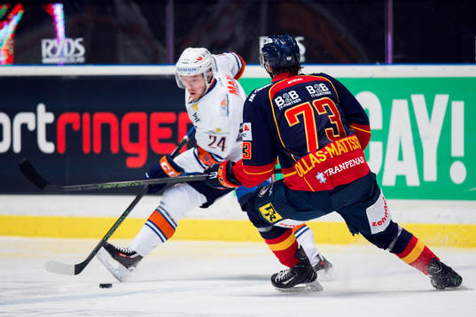 Växjös Joakim Hillding och Djurgårdens Adam Ollas