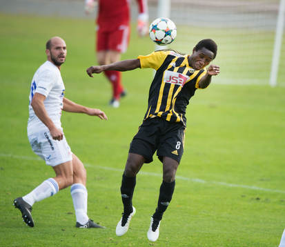 IFK Hässleholms Mamudu Moro i matchen i division 2 mellan