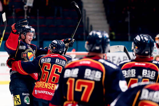 Djurgårdens Marcus Högström jublar