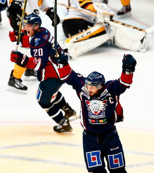 Linköpings Niklas Persson jublar