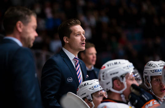 Växjös tränare Sam Hallam