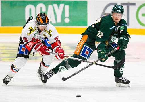 Örebros Martin Johansson och Färjestads Magnus Nygren i