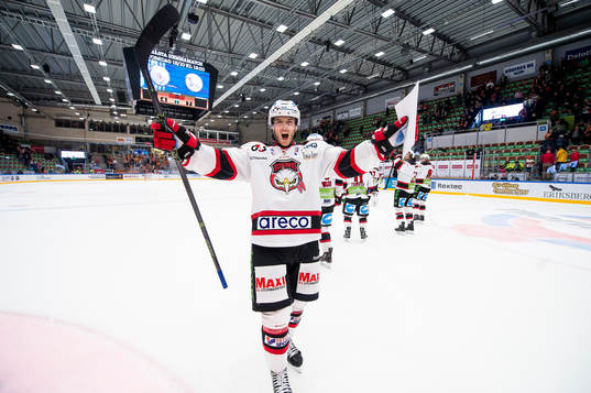 Malmö Redhawks Björn Svensson jublar
