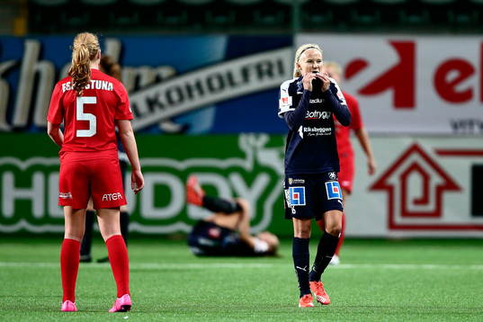 Linköpings Pernille Harder deppar