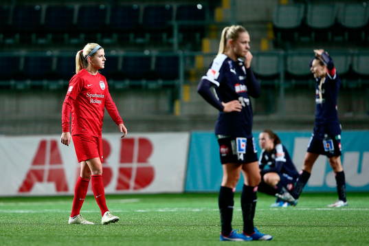 Spelarna i båda lagen deppar