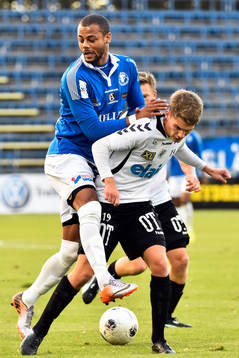 Trelleborgs Salif Camara Jönsson och Oskarshamns Martin