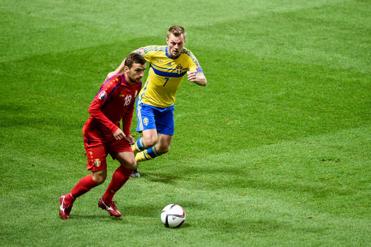 Moldaviens Artur Patraş och Sveriges Sebastian Larsson