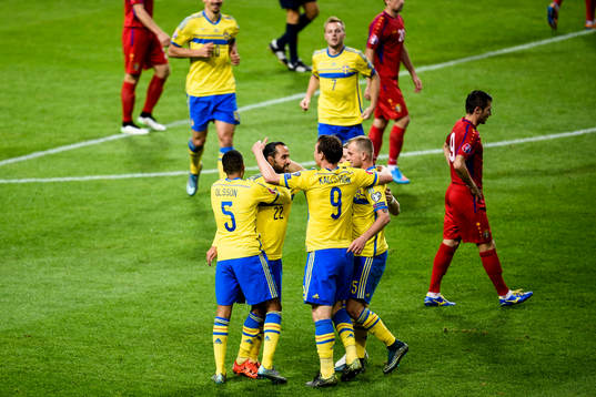 Sveriges spelare jublar