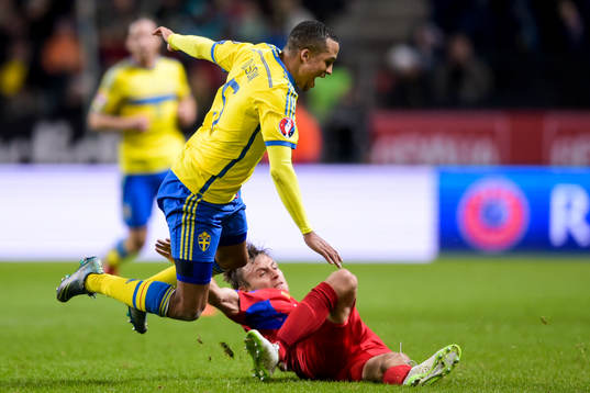 Sveriges Martin Olsson fälls av Moldaviens Ion Jardan