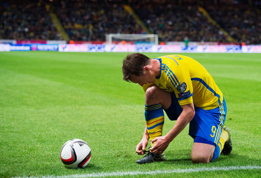 Sveriges Kim Källström knyter skorna