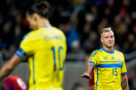 Sveriges John Guidetti ber om ursäkt till Zlatan