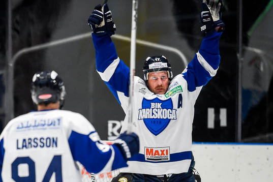 Karlskogas Christian Berglund jublar