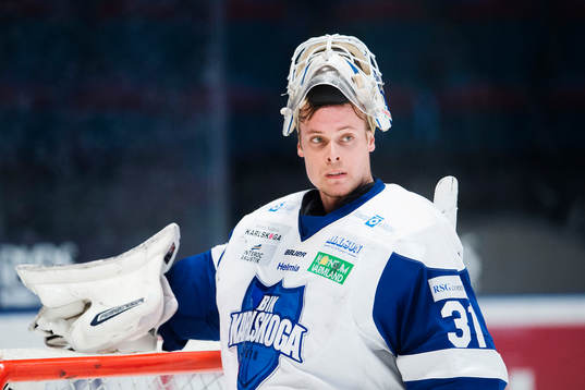 Karlskogas målvakt Joel Gistedt deppar
