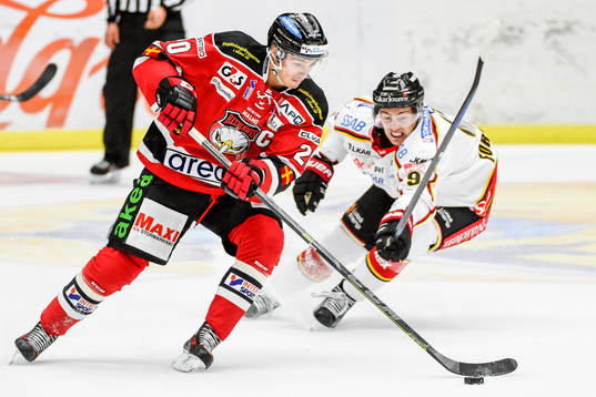 Malmö Redhawks Henrik Hetta och Luleås Johan Forsberg