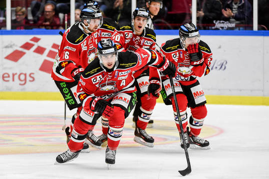 Malmö Redhawks Nils Andersson jublar