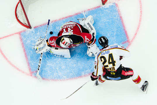 Bläddra bland fler bilder av Ishockey, SHL, Malmö Redhawks - Luleå