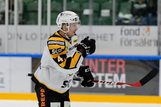 Skellefteås Tim Heed jublar