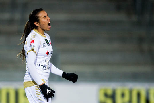 Rosengårds Marta Viera Da Silva jublar