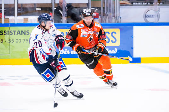 Linköpings Nick Sörenssen  och Karlskronas Vjatjeslav