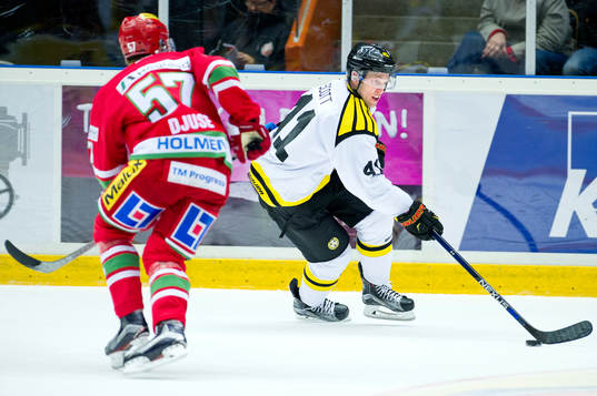Modos Emil Djuse och Brynäs Greg Scott