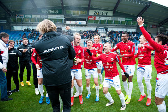 Trelleborgs spelare jublar